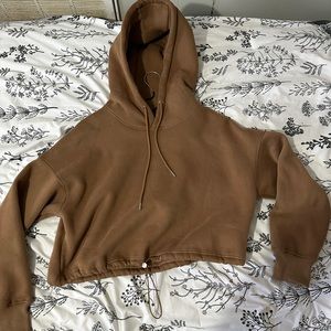 Cropped brown hoodie
